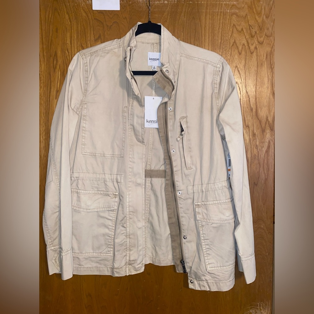 Kensie Jeans Co. women’s utility jacket. NWT never worn.
